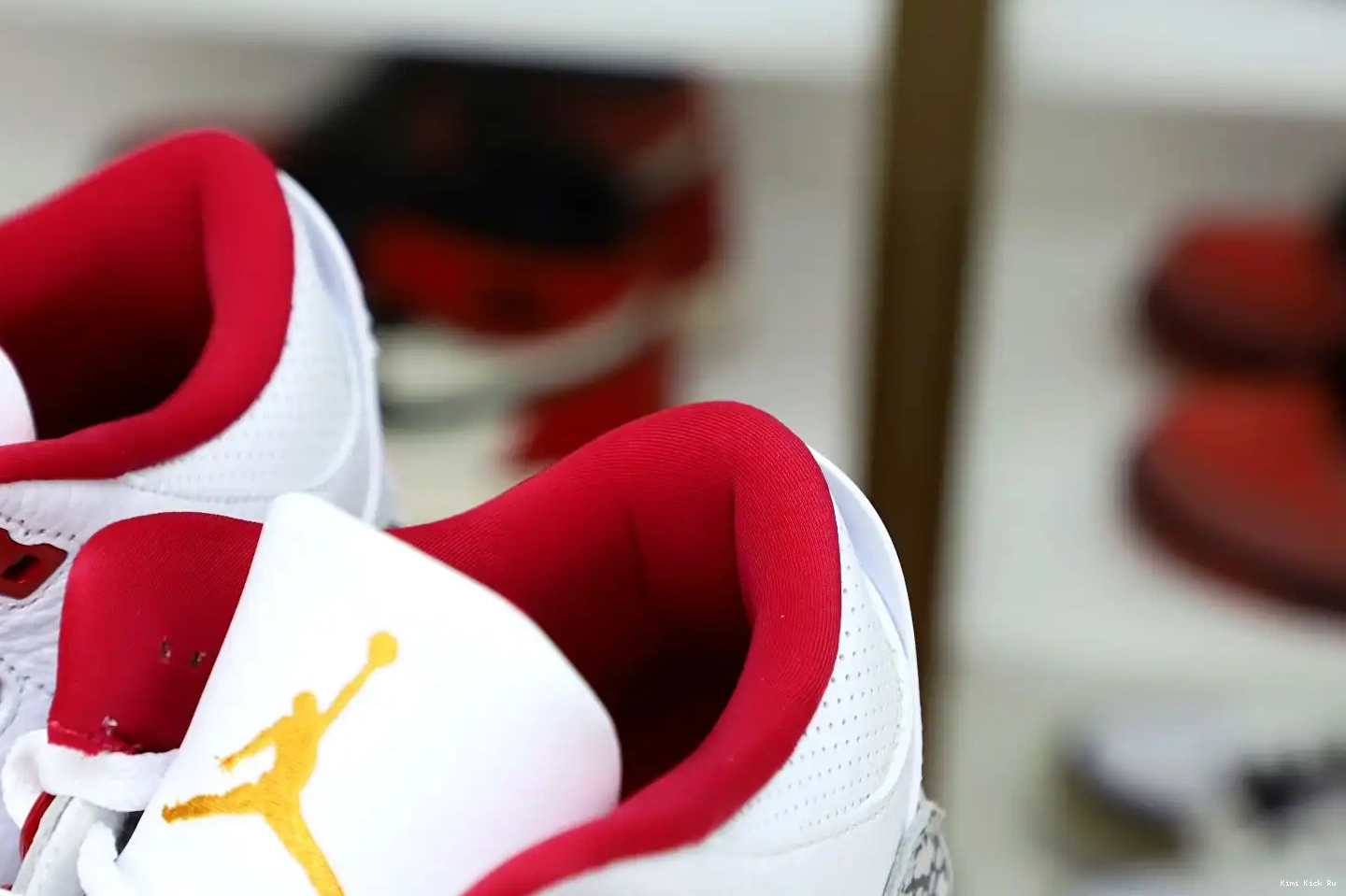 Kimikick 3 Red(CT8532-126） Retro Cardinal Air  Jordan 0717